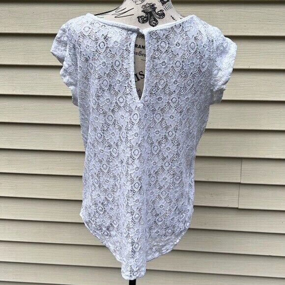 Stylus white lightweight semi sheer lace short sleeve blouse with keyhole back - Picture 2 of 8